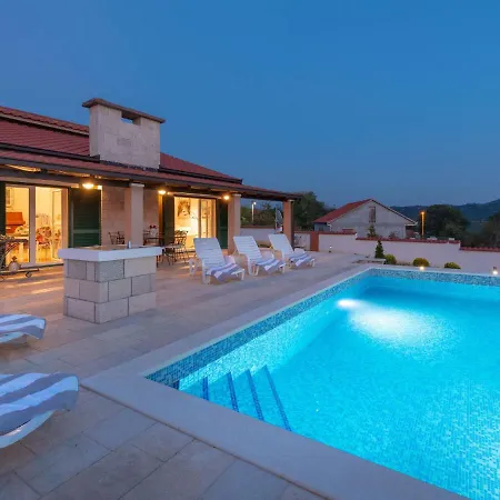 Vakantiehuis Holiday Dea *