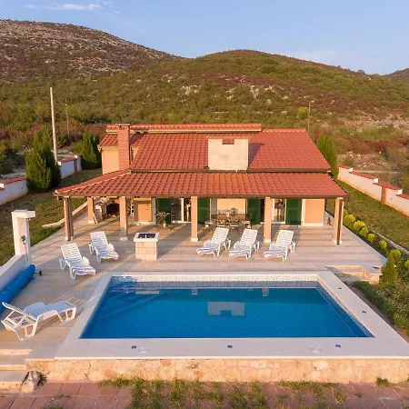 Holiday Dea Vakantiehuis *
